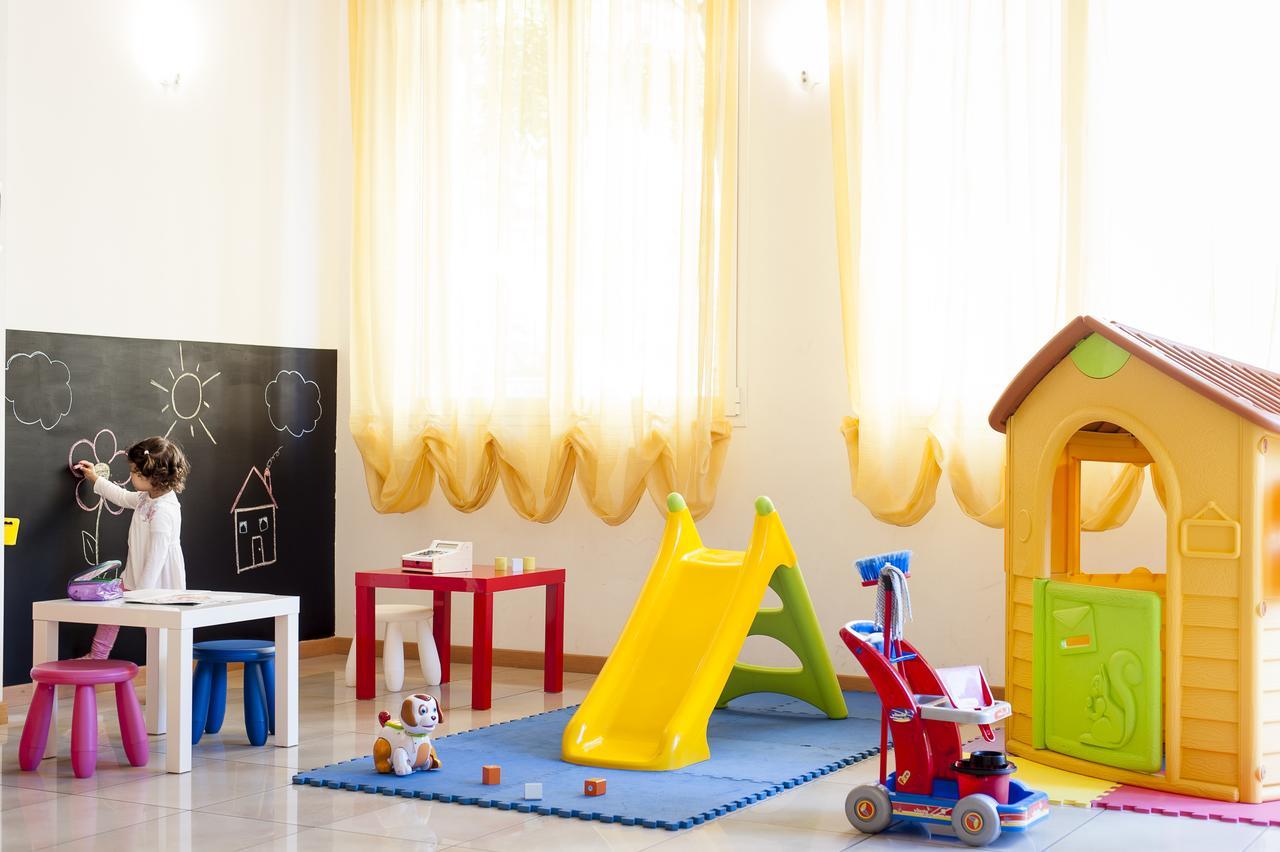 Welcome Residence Per Famiglie リミニ エクステリア 写真